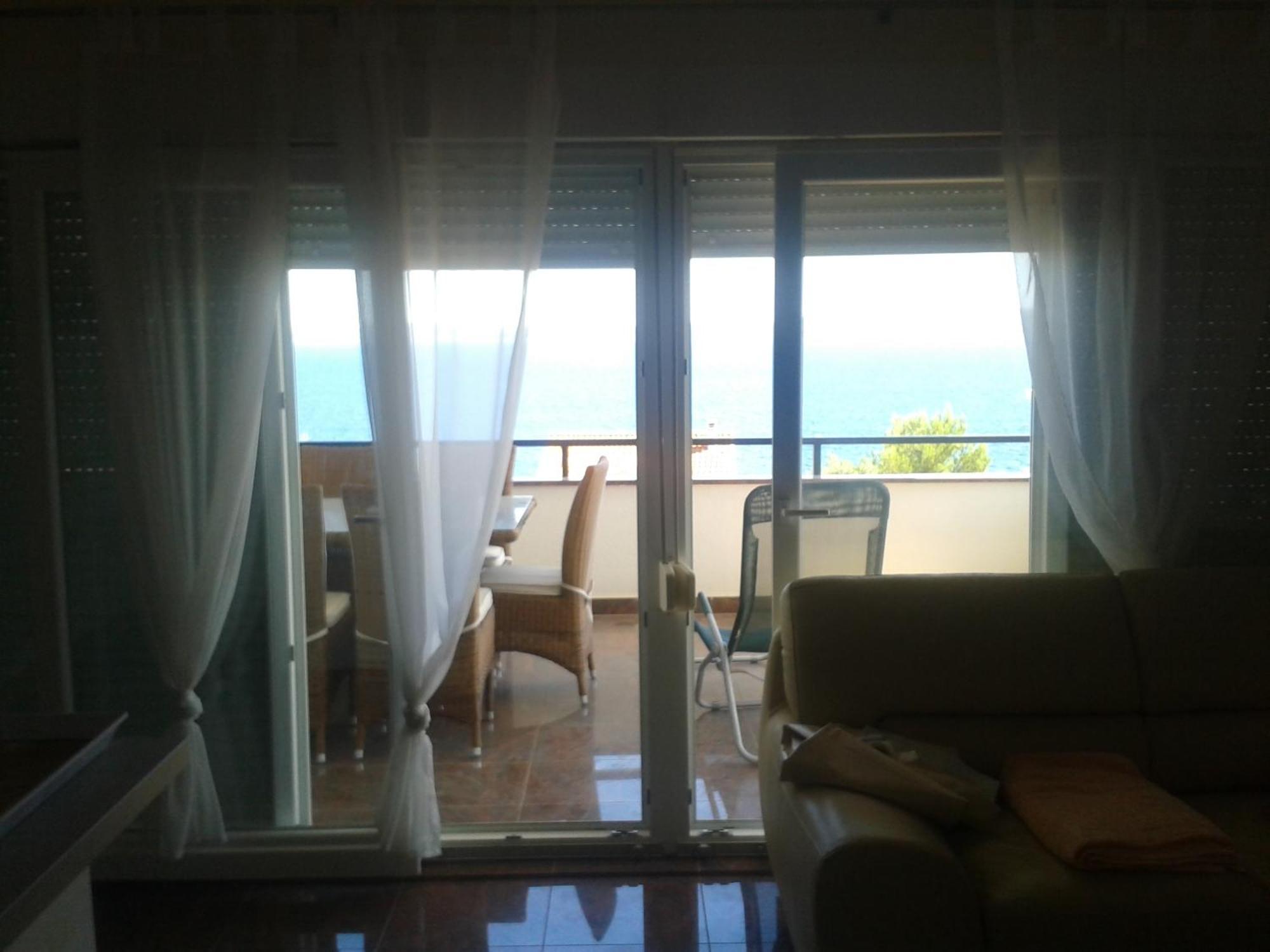 Apartmani Svalina - Seaview And 130M From Beach トロギール エクステリア 写真