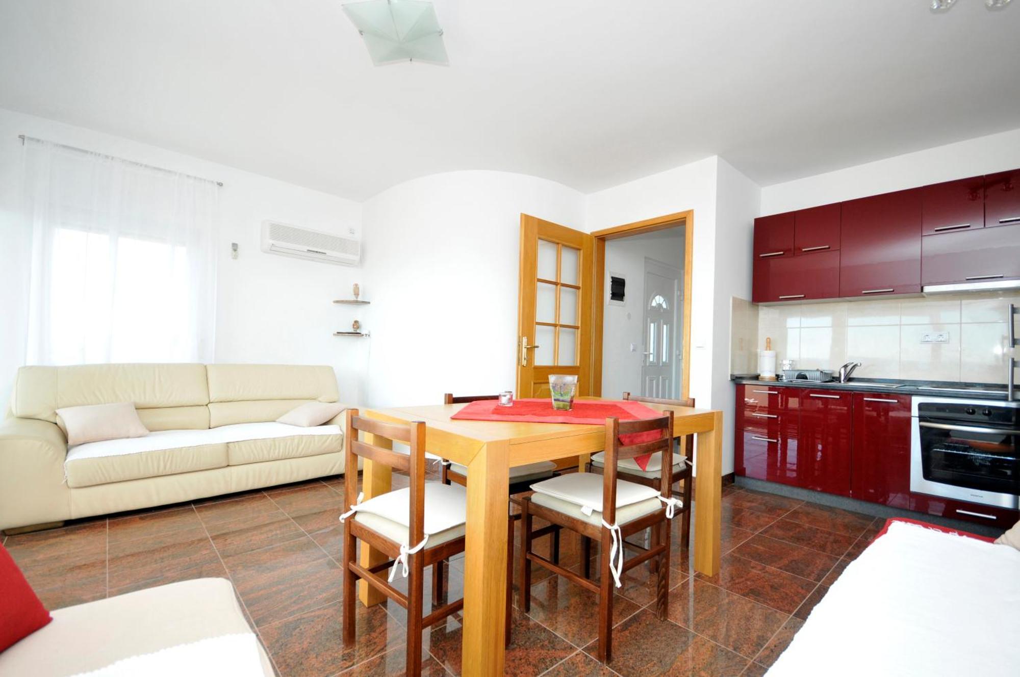 Apartmani Svalina - Seaview And 130M From Beach トロギール エクステリア 写真
