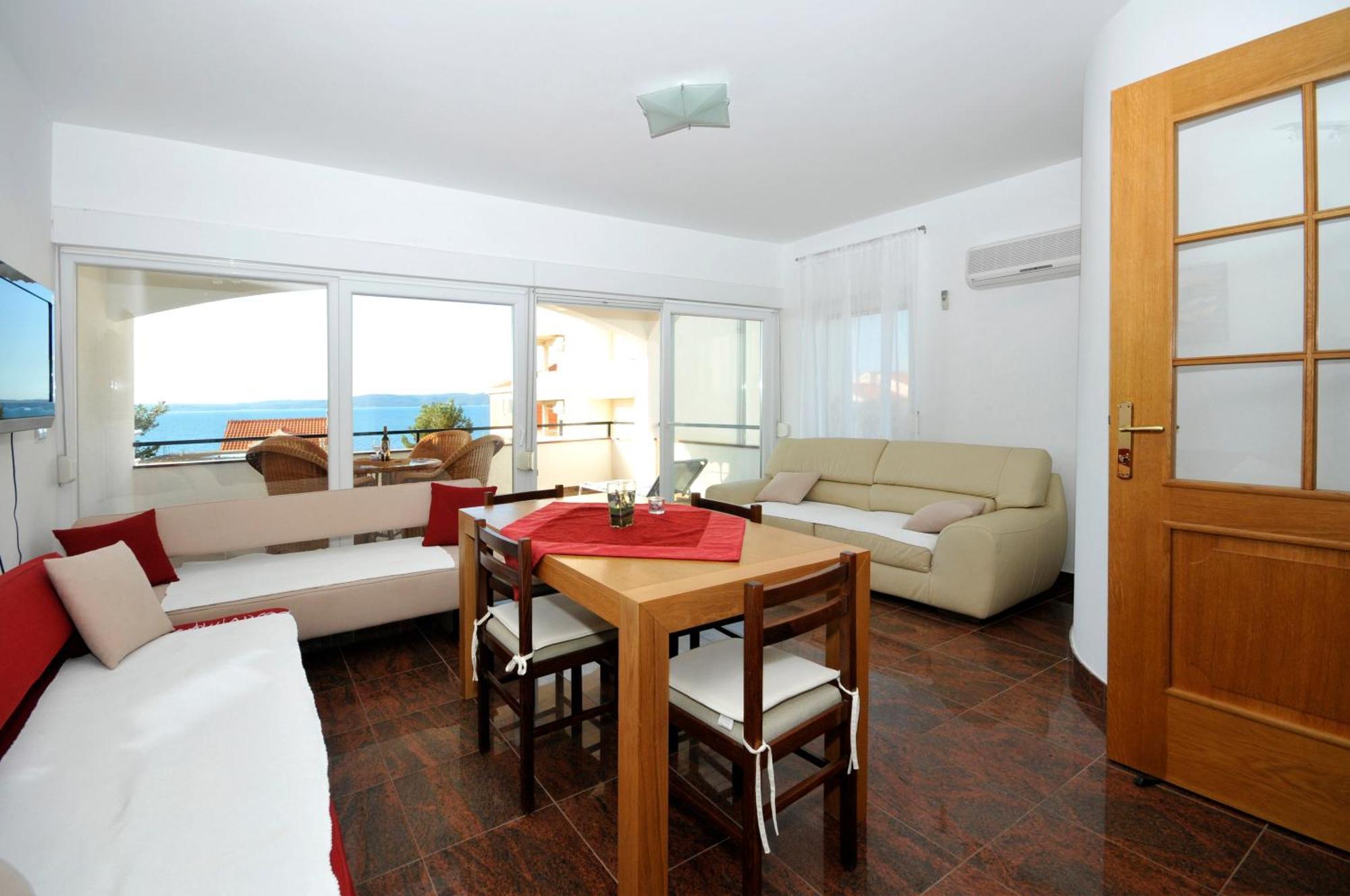 Apartmani Svalina - Seaview And 130M From Beach トロギール エクステリア 写真