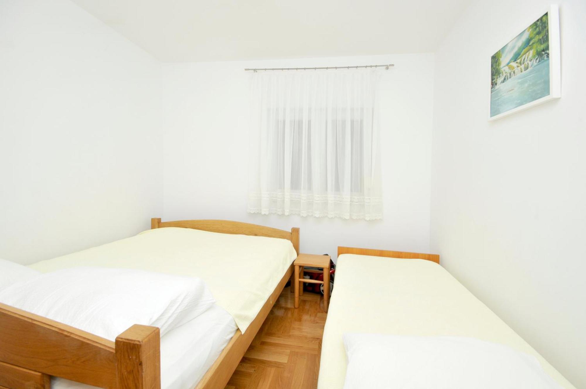 Apartmani Svalina - Seaview And 130M From Beach トロギール エクステリア 写真