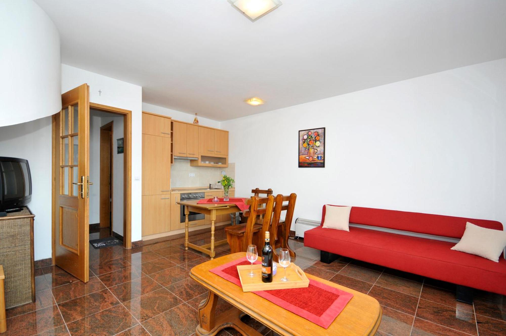 Apartmani Svalina - Seaview And 130M From Beach トロギール エクステリア 写真