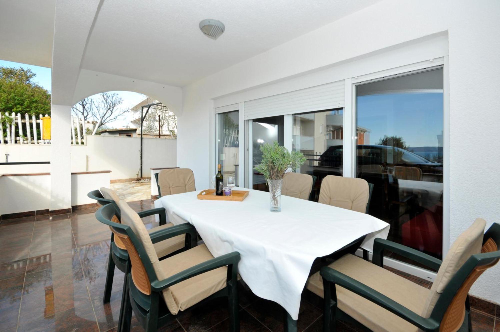 Apartmani Svalina - Seaview And 130M From Beach トロギール エクステリア 写真