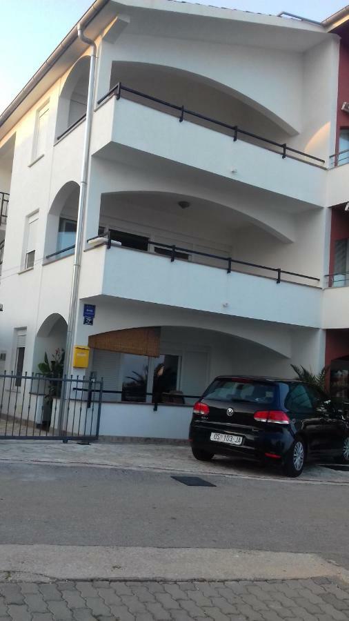 Apartmani Svalina - Seaview And 130M From Beach トロギール エクステリア 写真