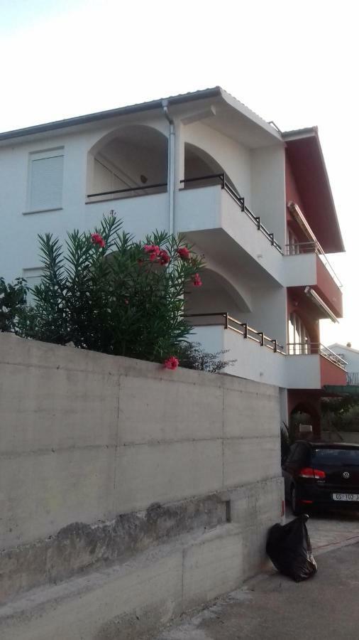 Apartmani Svalina - Seaview And 130M From Beach トロギール エクステリア 写真